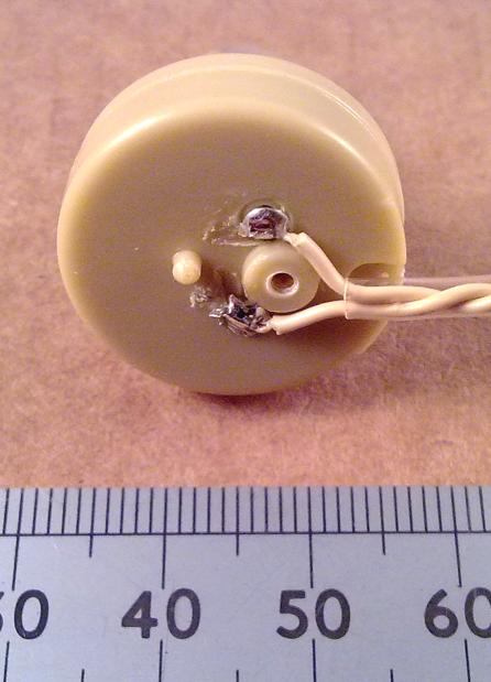 Piezo Earpiece with Rear
            Plate Removed