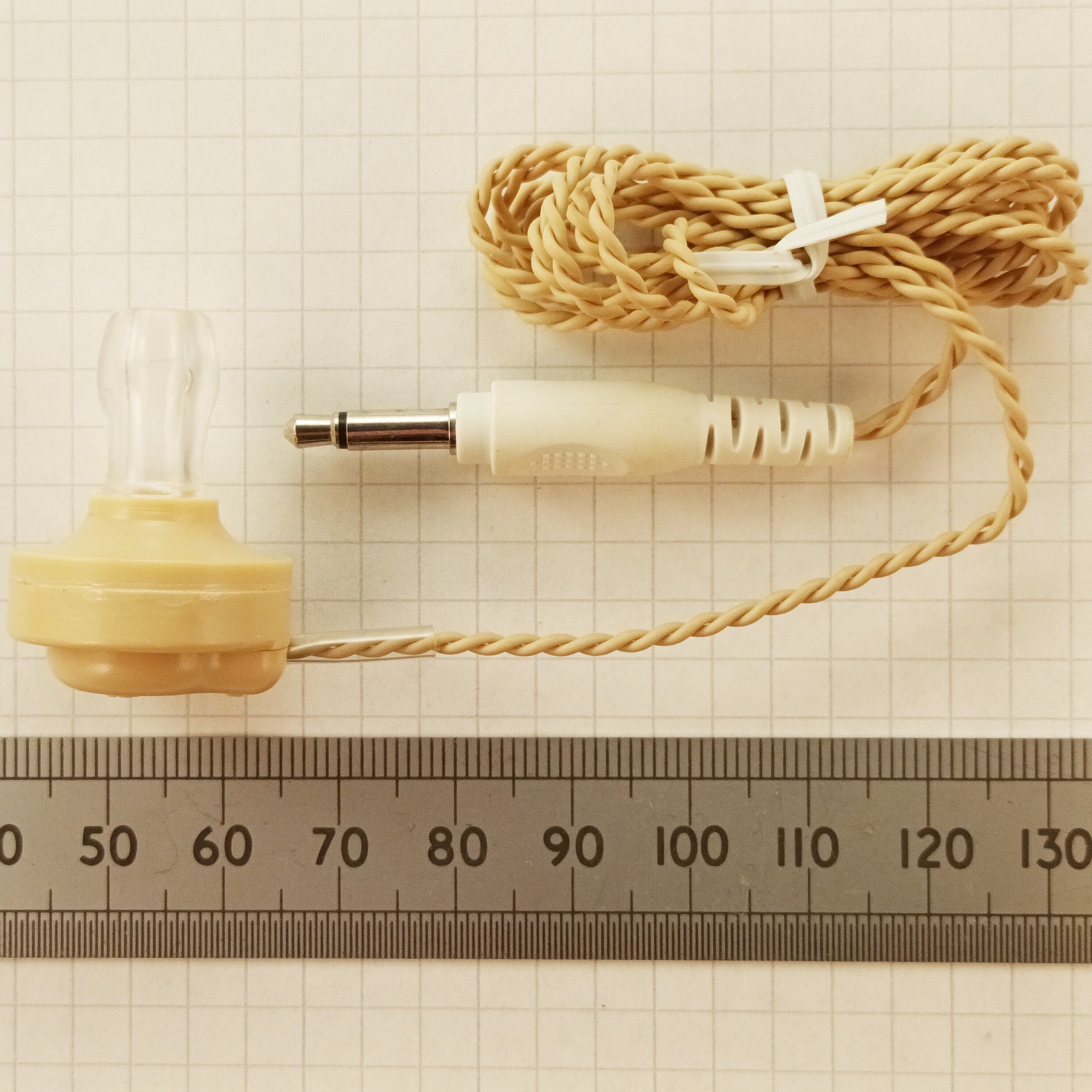 click to enlarge High resistance earpiece
receiver as used in the HJW Electronics crystal set radio
kit