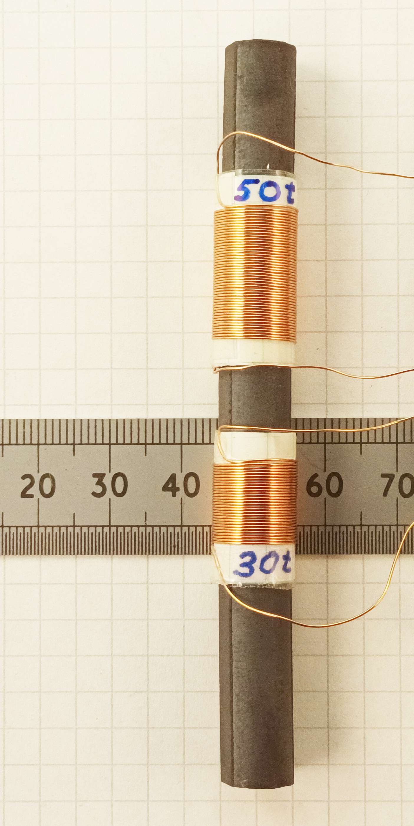 click to enlarge Ferrite rod with sliding
coils used in the HJW Electronics crystal set kit