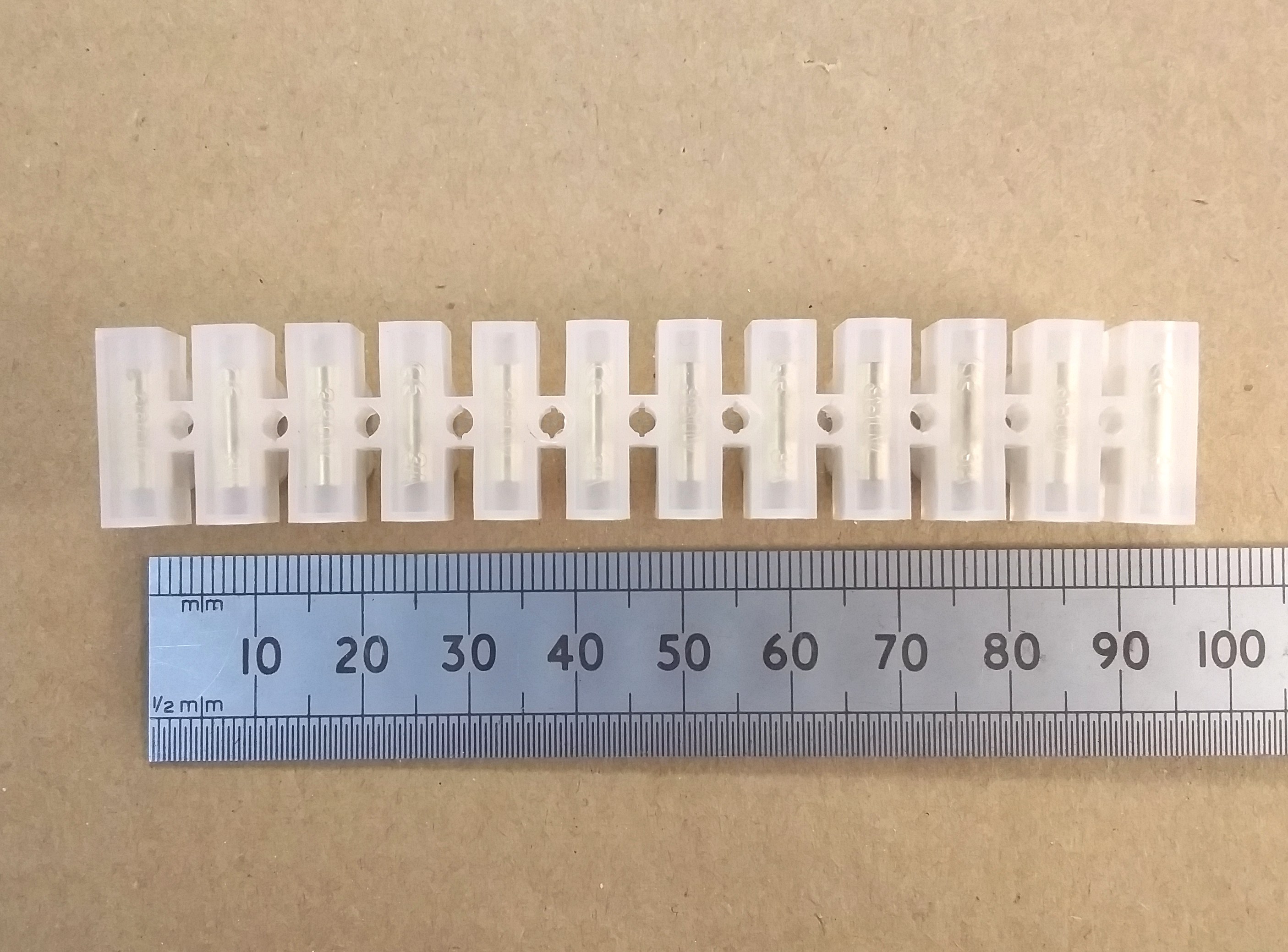 click to enlarge 3A 12-Way Terminal Strip
Bottom View