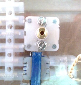 Detail of screws on variable capacitor case mounting